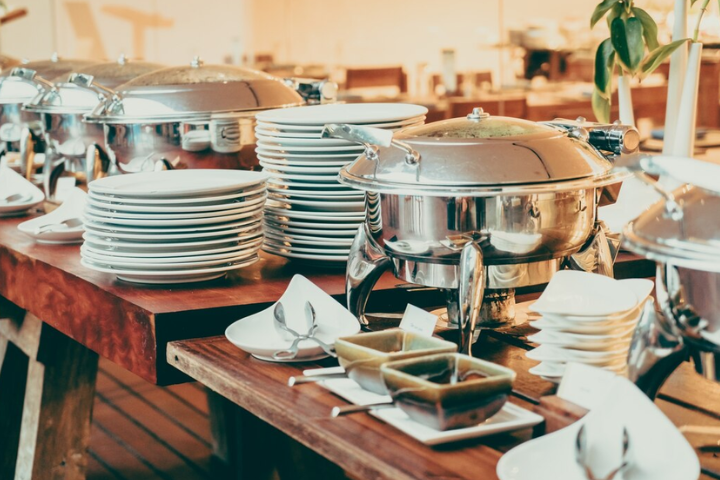 Inside India’s Top Chafing Dish Manufacturers: Latest Designs, Quality & Pricing